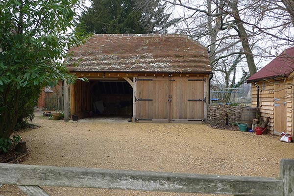 oak-garage-and-car-port-half-hipped-roof
