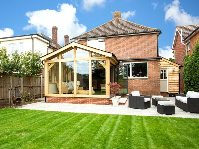 Oakcraft garden room extension bespoke oak frame glazing