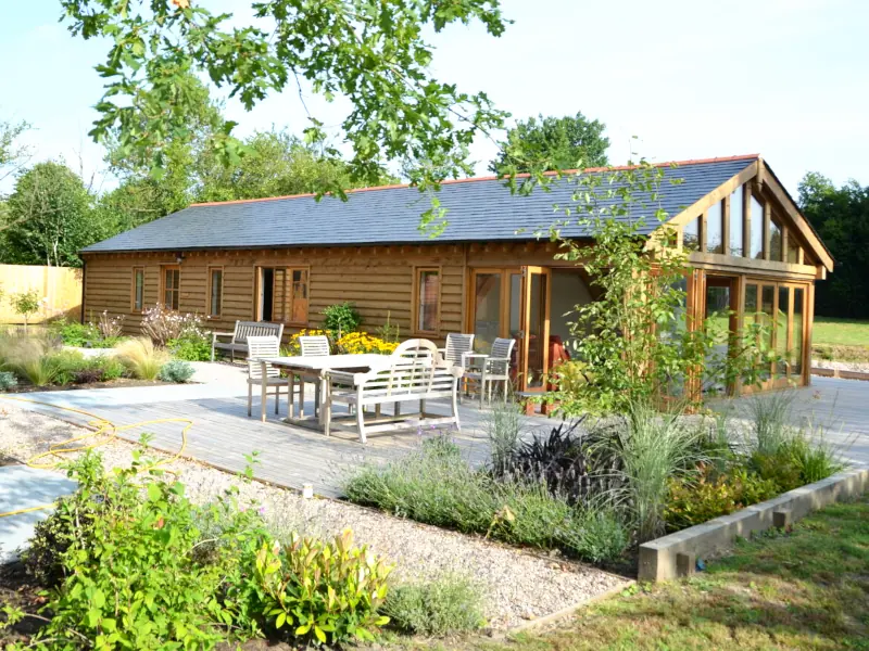 Bespoke oak-framed garden annexe with modern design, perfect for airbnb or rental property.